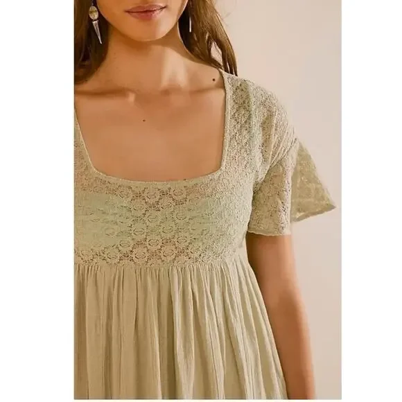 lace detail cocktail dress Black Sleeveless Velvet Dress with Lace Collar Detail – Rodarte